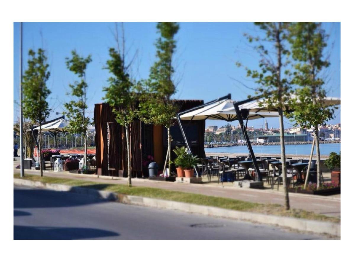 Appartamento In Centro Fronte Spiaggia Del Lido Con Terrazza Vista Mare E Wi-Fi Alghero Exterior foto